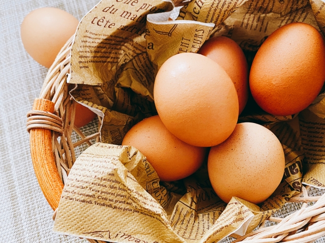 鶏卵 値段 たまご 1キロあたり平均274円 相場や旬の情報まとめ